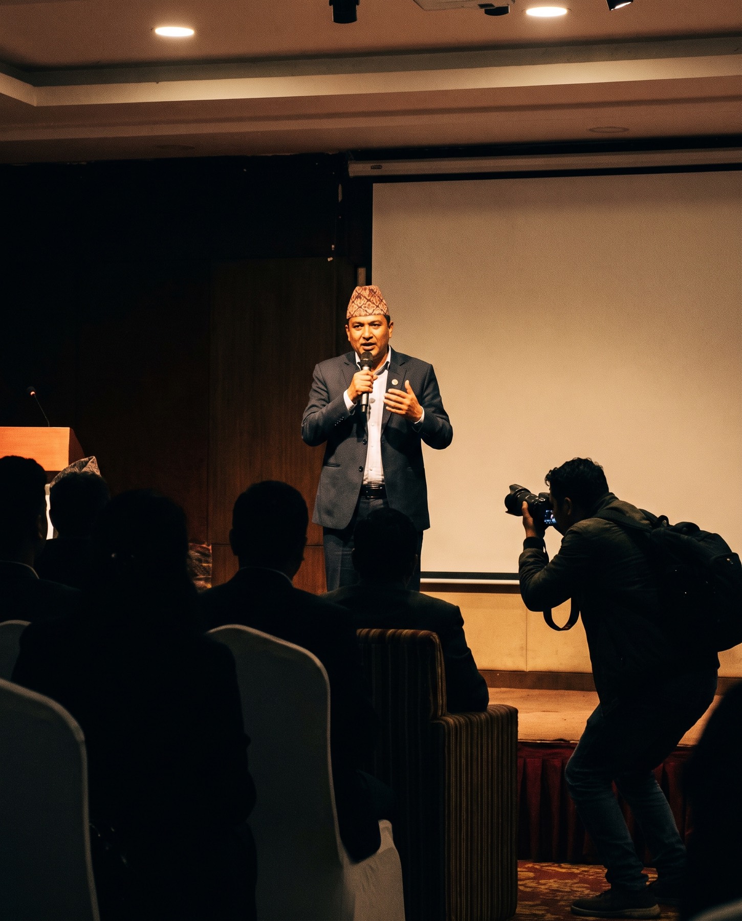 Founders, CEOs, doctors, consultants, coaches and creators